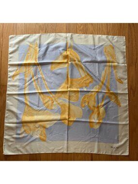 Anne De Sevil Paris scarf, 34x34 Yellow Floral Square Made in Italy